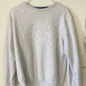 Superdry crewneck sweatshirt. Size L.